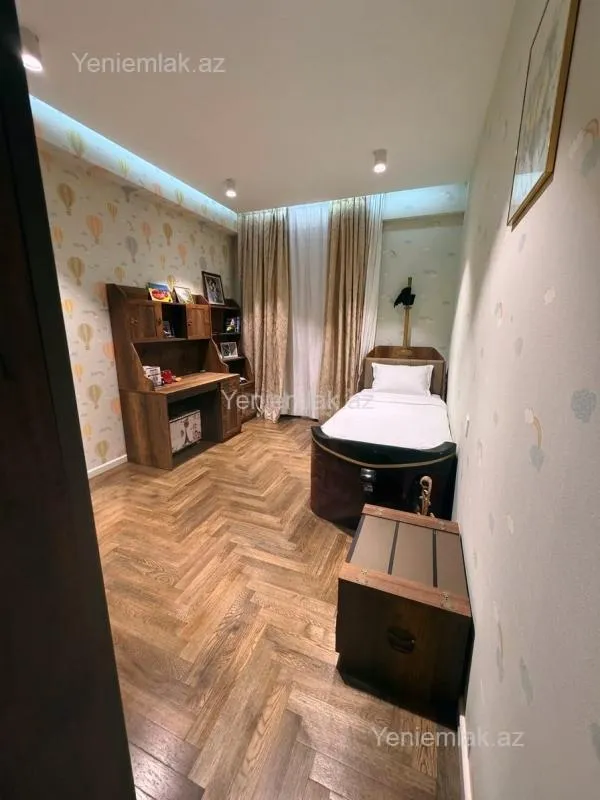 Satılır 3 otaqlı yeni tikili 121 m²