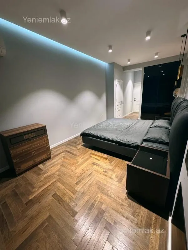 Satılır 3 otaqlı yeni tikili 121 m²