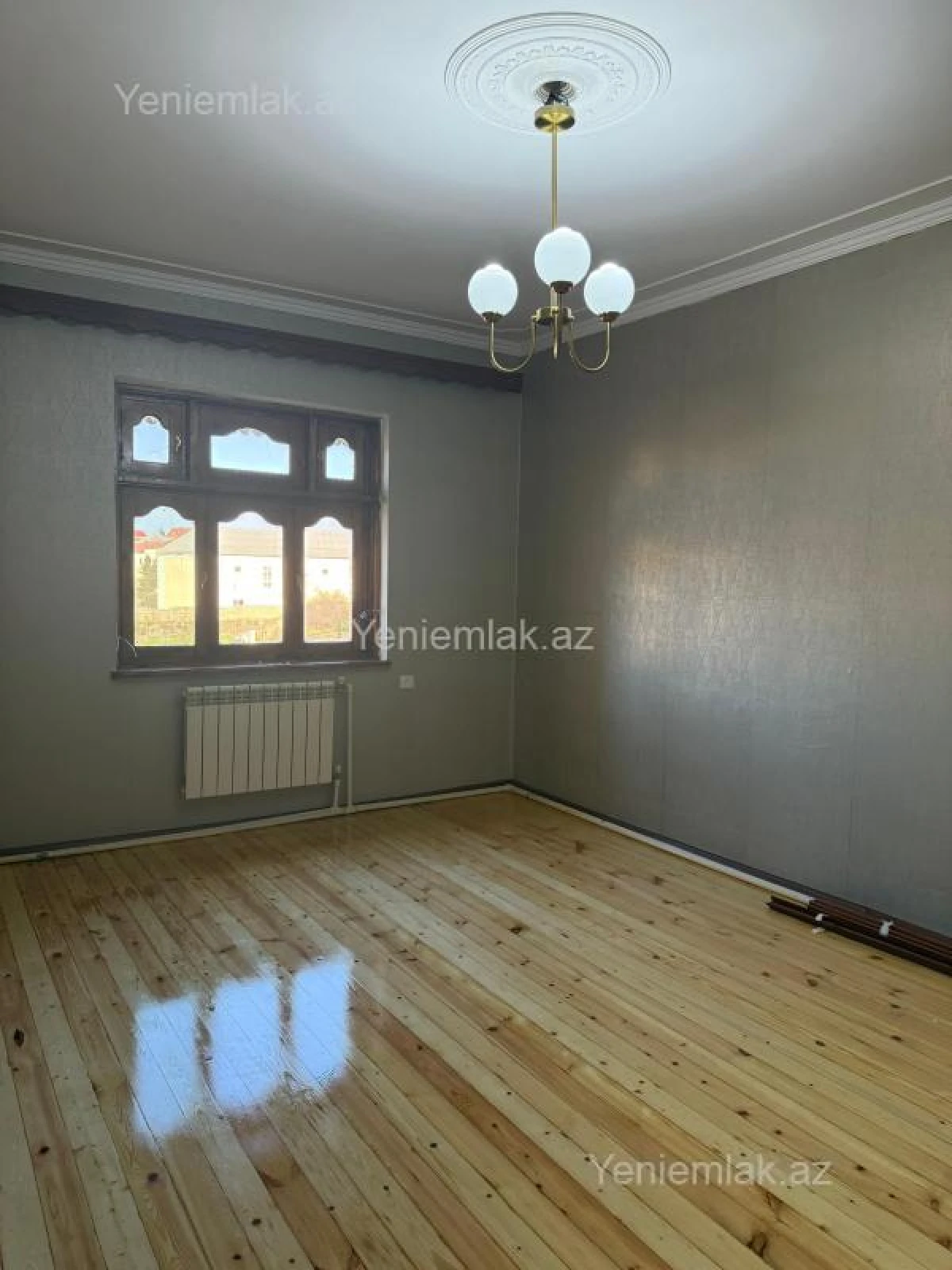 Satılır 3 otaqlı köhnə tikili 76 m²
