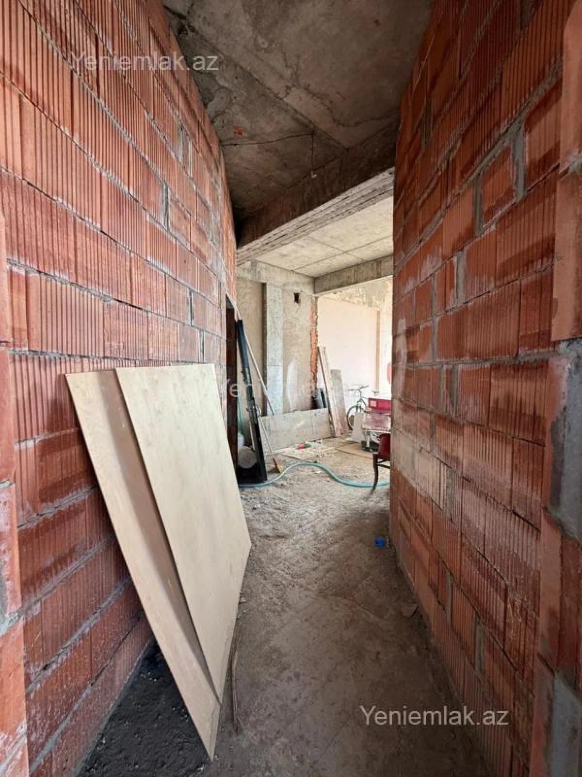 Satılır 4 otaqlı yeni tikili 326 m²