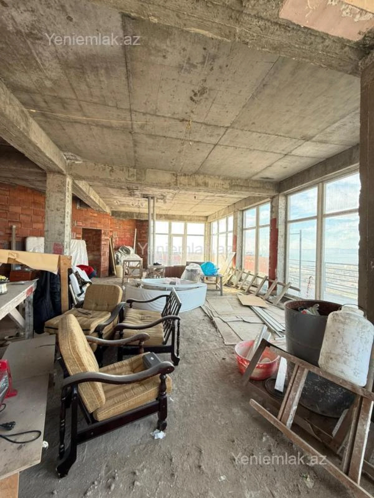 Satılır 4 otaqlı yeni tikili 326 m²