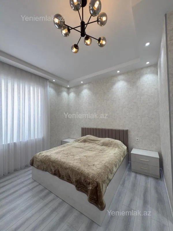 Satılır 5 otaqlı həyət evi 140 m²