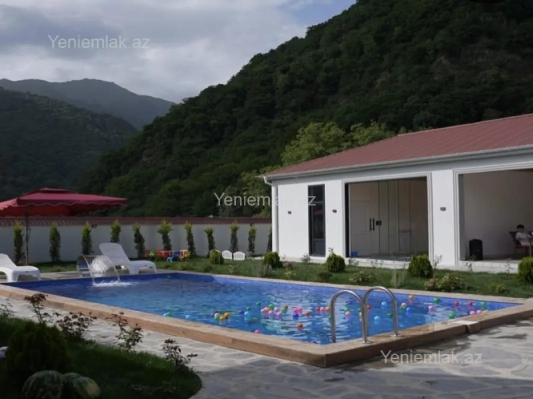 Satılır 5 otaqlı həyət evi 140 m²