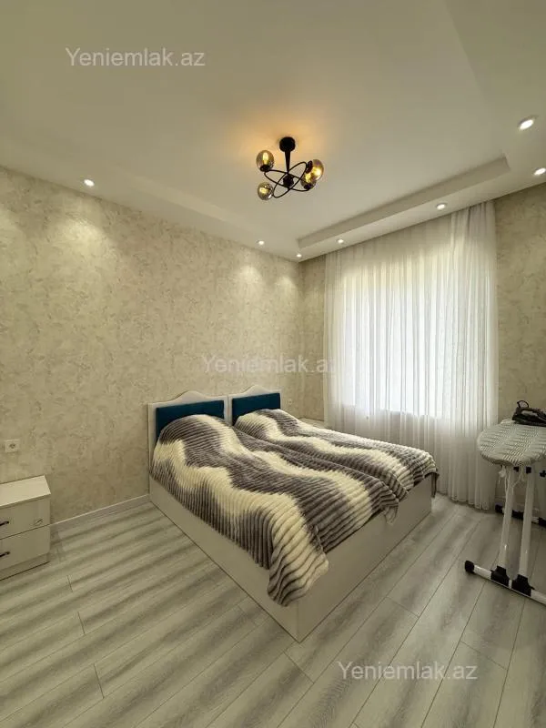 Satılır 5 otaqlı həyət evi 140 m²