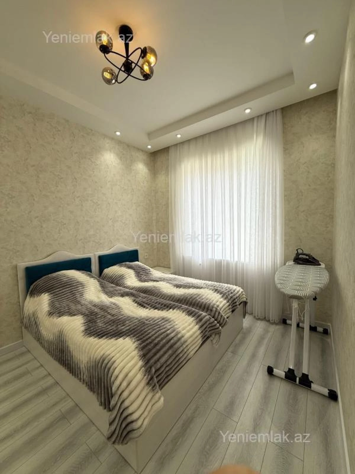 Satılır 5 otaqlı həyət evi 140 m²