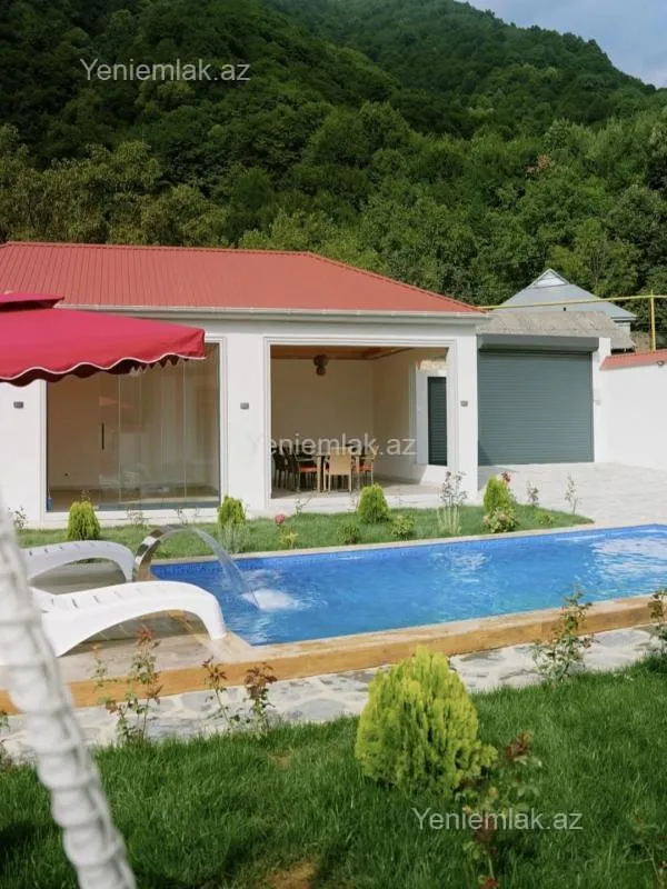 Satılır 5 otaqlı həyət evi 140 m²