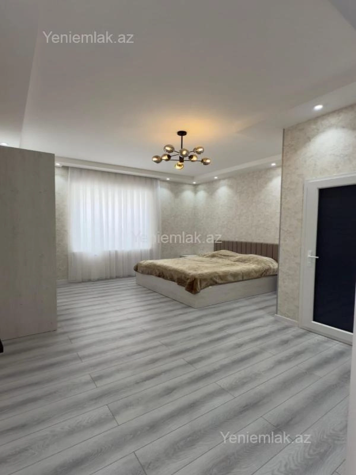 Satılır 5 otaqlı həyət evi 140 m²