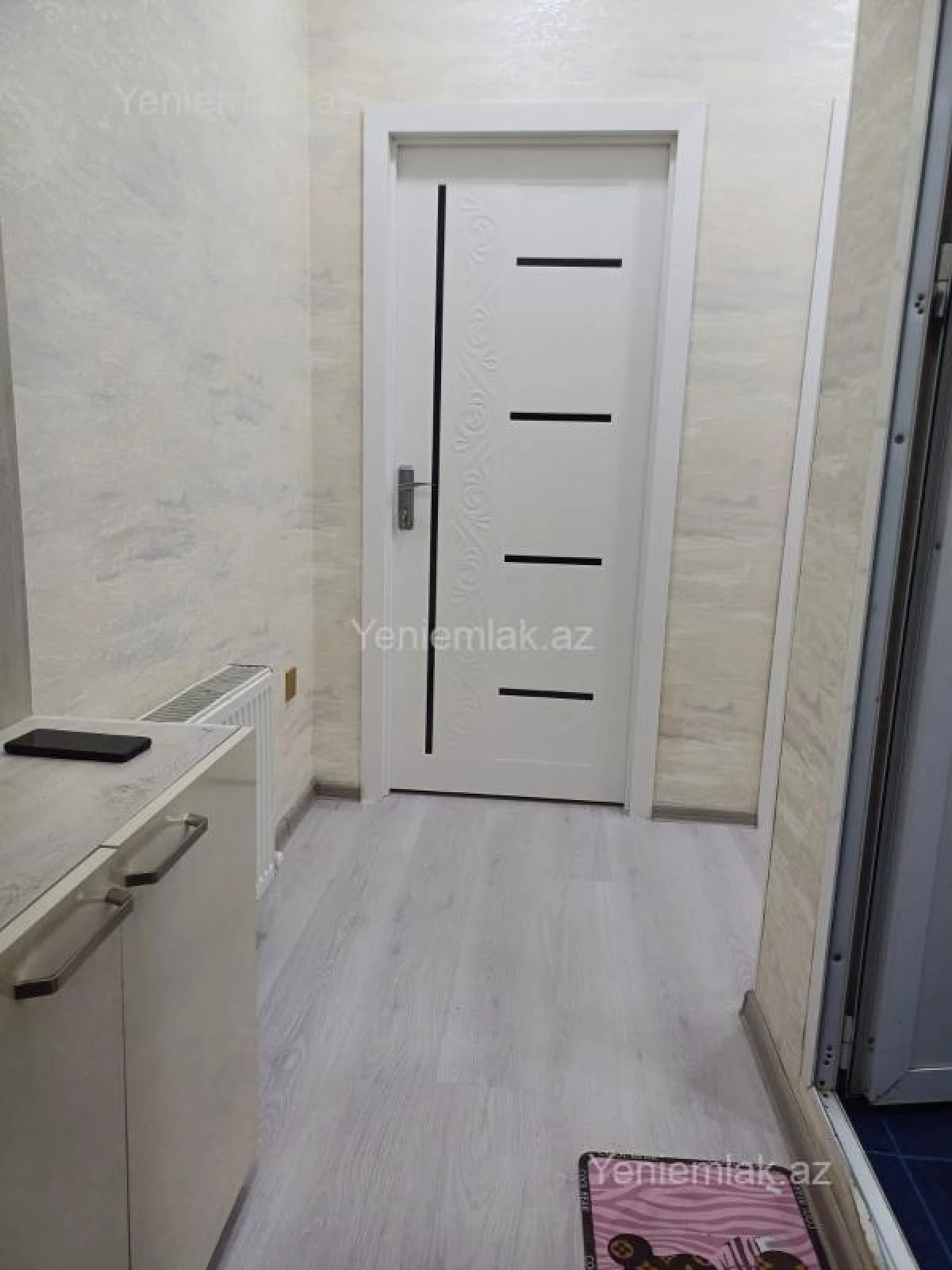 Satılır 2 otaqlı köhnə tikili 65 m²