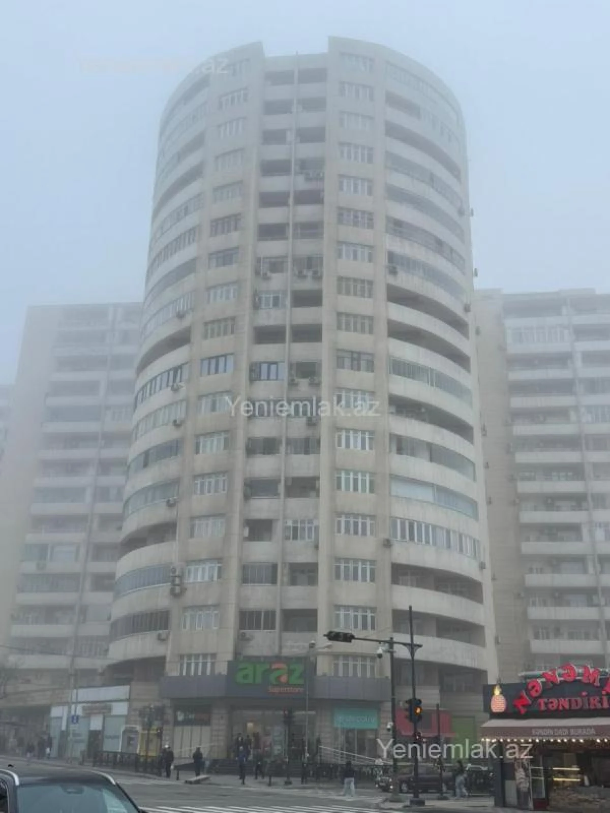 Satılır 4 otaqlı yeni tikili 185 m²