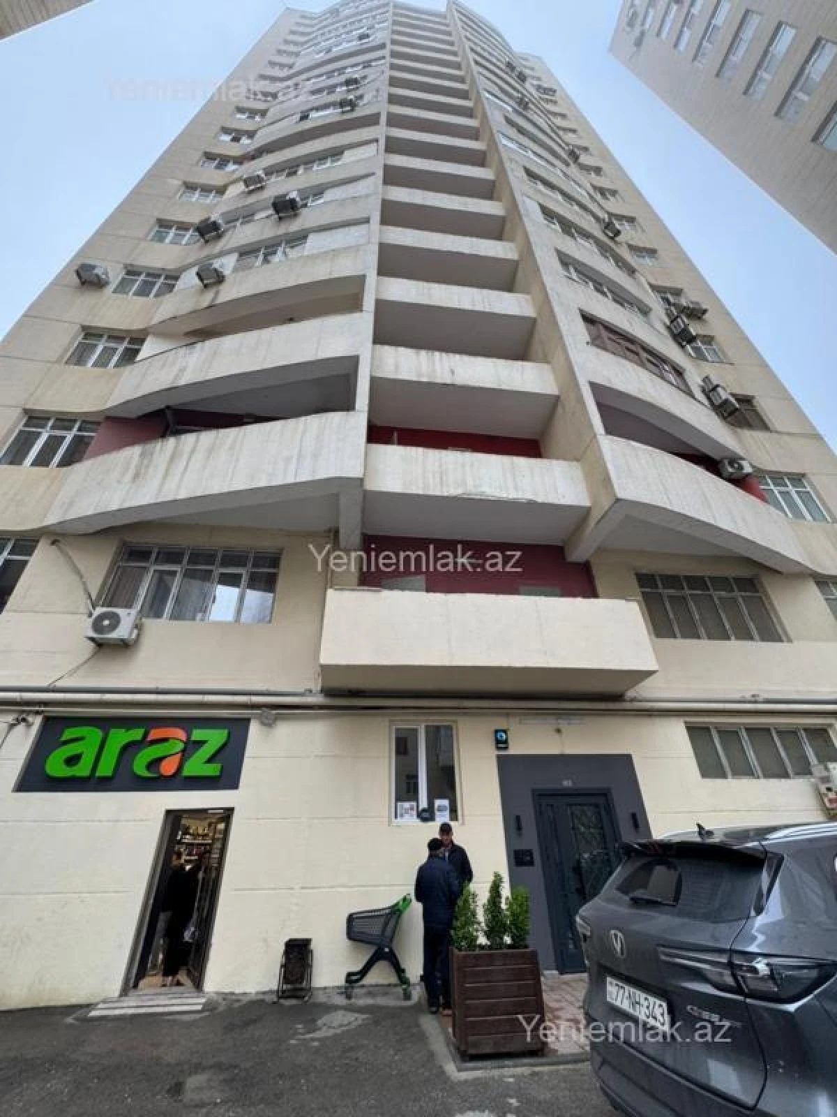 Satılır 4 otaqlı yeni tikili 185 m²