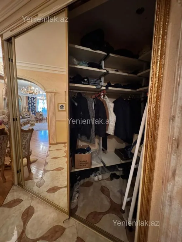 Satılır 4 otaqlı yeni tikili 185 m²