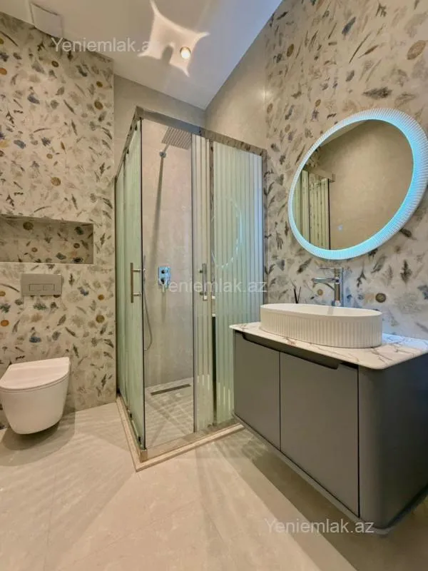 Satılır 5 otaqlı həyət evi 250 m²