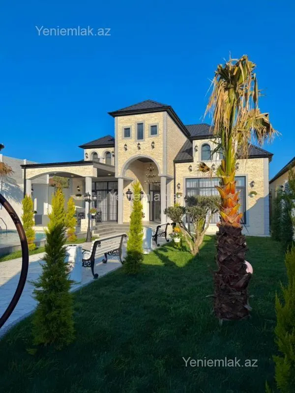 Satılır 5 otaqlı həyət evi 240 m²