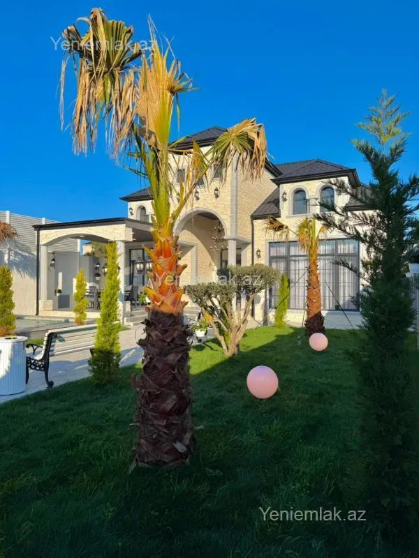 Satılır 5 otaqlı həyət evi 240 m²