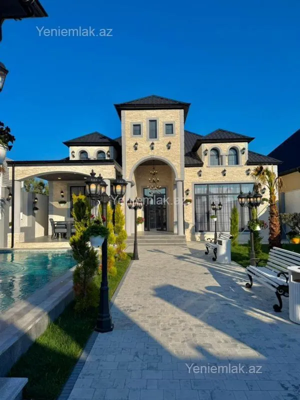 Satılır 5 otaqlı həyət evi 240 m²