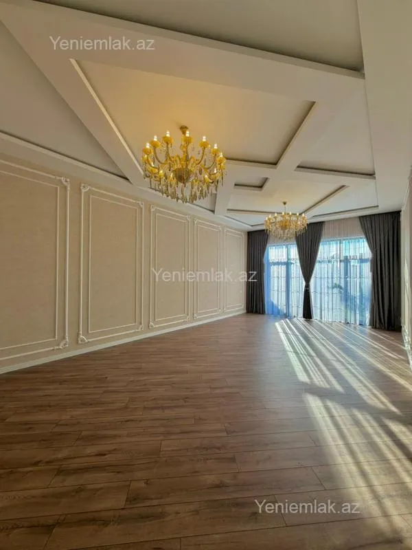Satılır 5 otaqlı həyət evi 240 m²