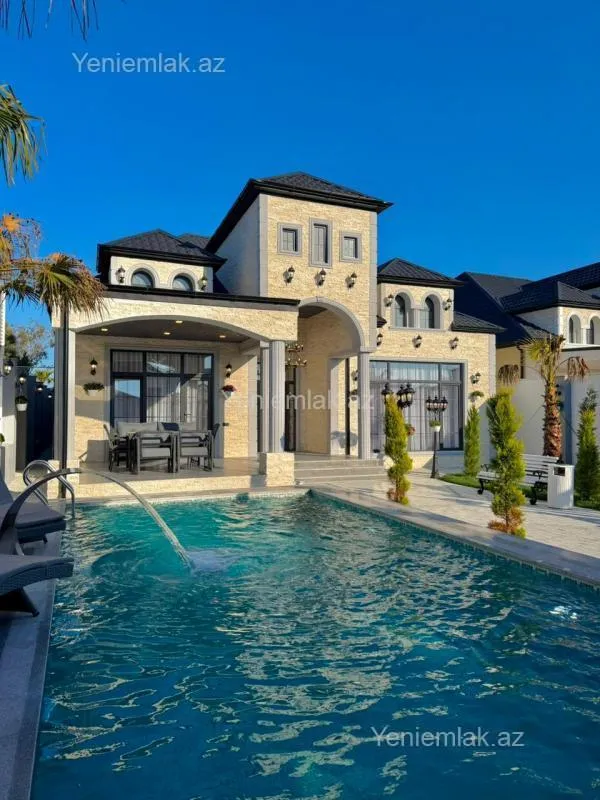 Satılır 5 otaqlı həyət evi 240 m²