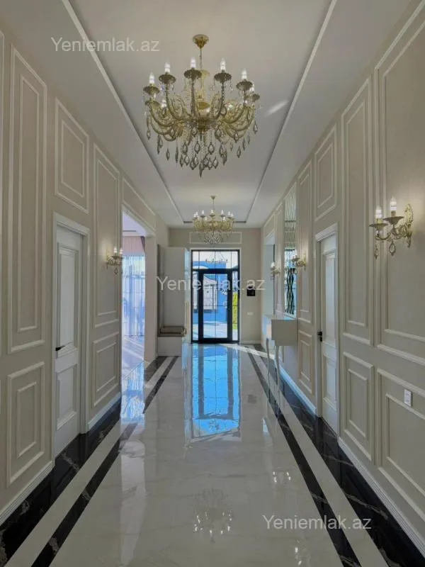 Satılır 5 otaqlı həyət evi 240 m²