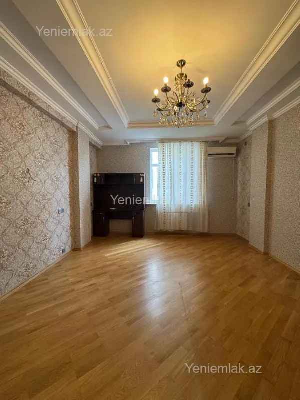 Satılır 3 otaqlı yeni tikili 86 m²