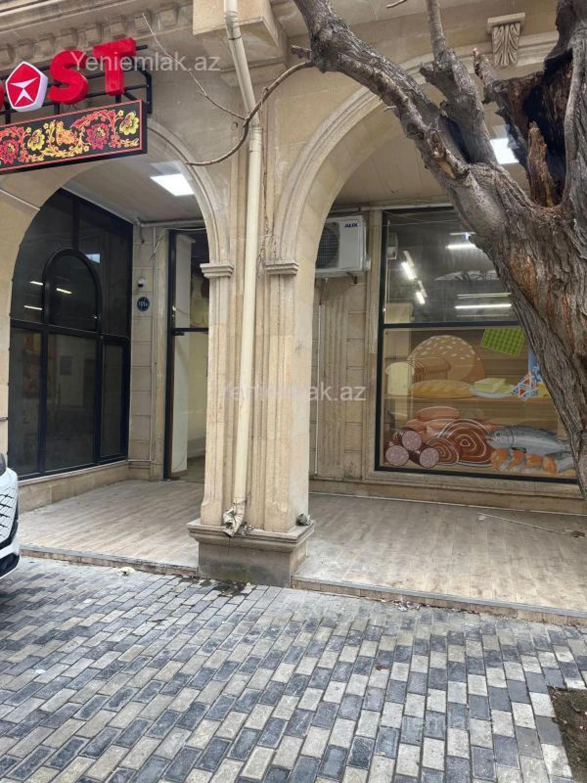 Satılır 4 otaqlı obyekt 90 m²