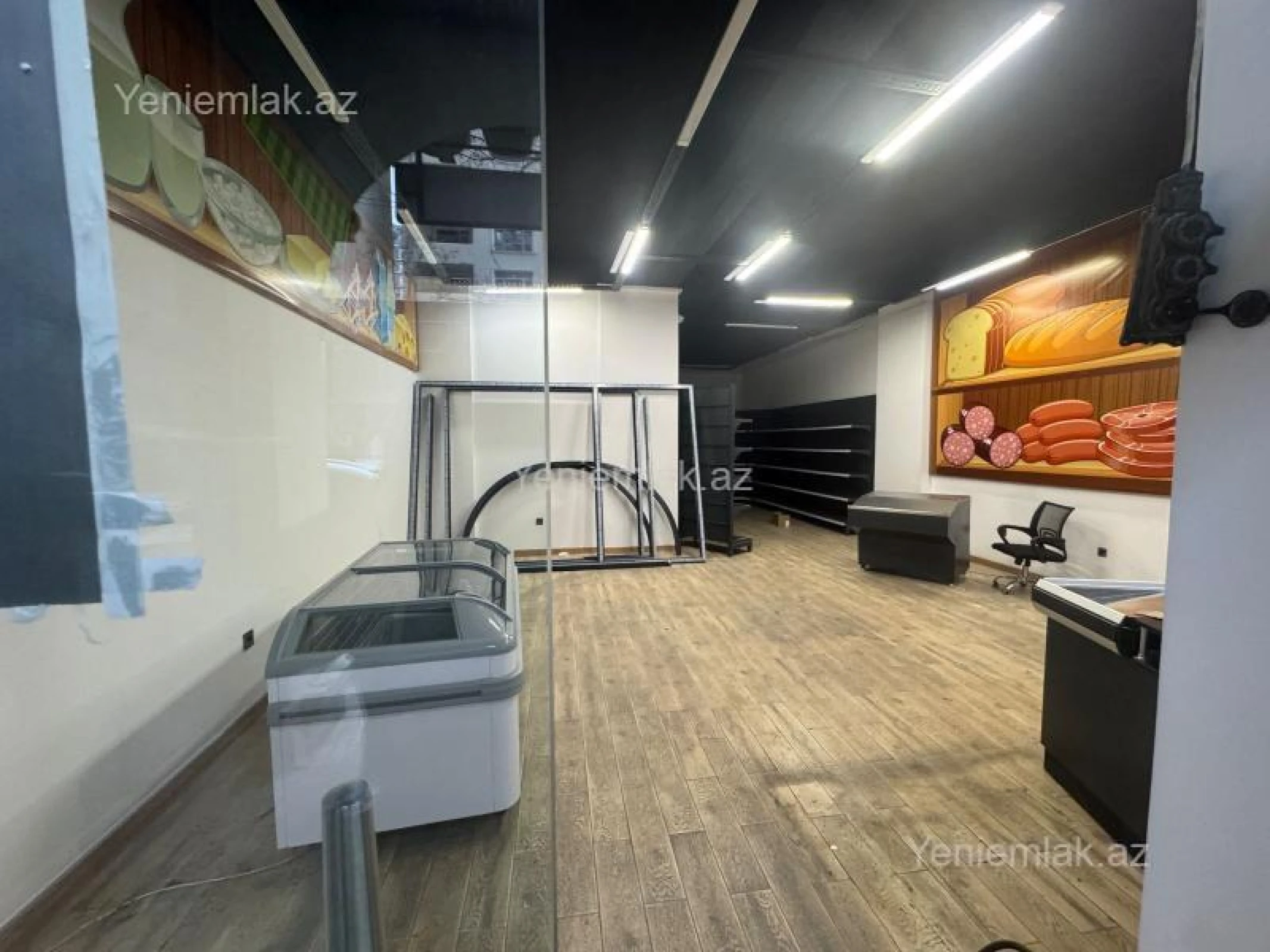 Satılır 4 otaqlı obyekt 90 m²