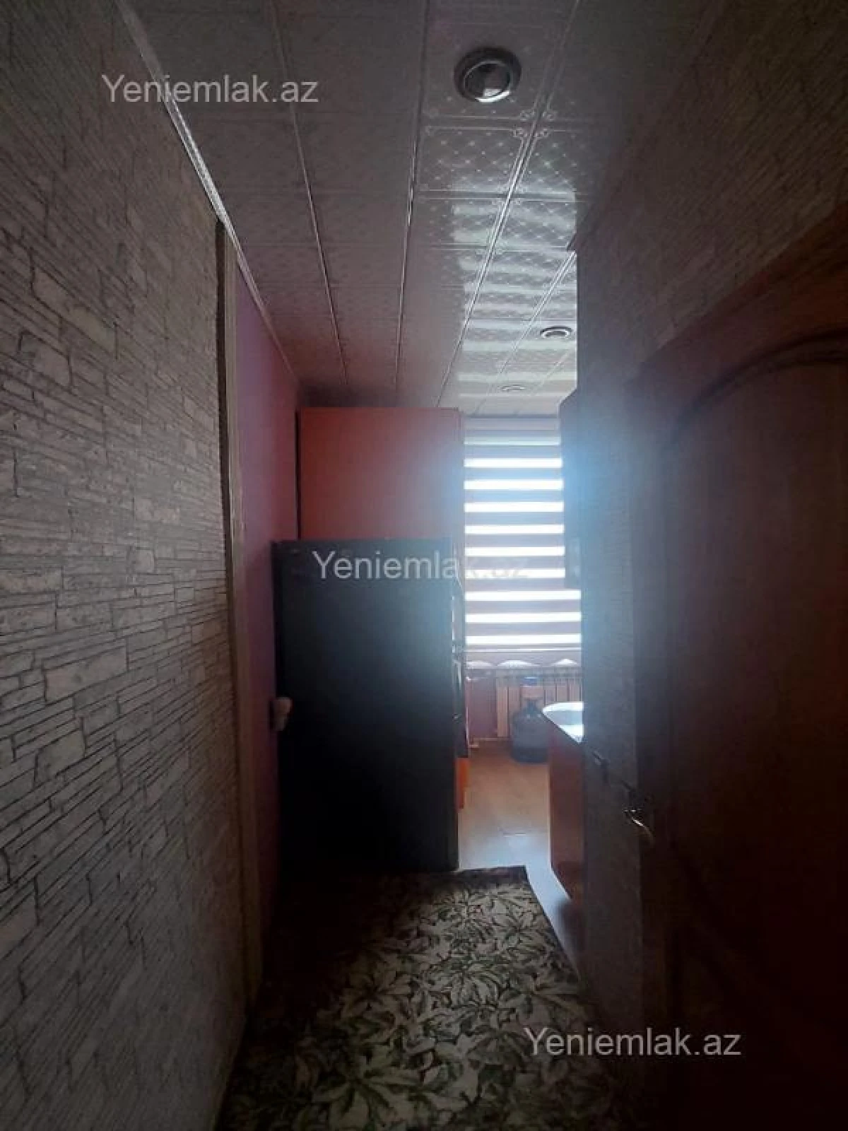 Satılır 1 otaqlı köhnə tikili 40 m²