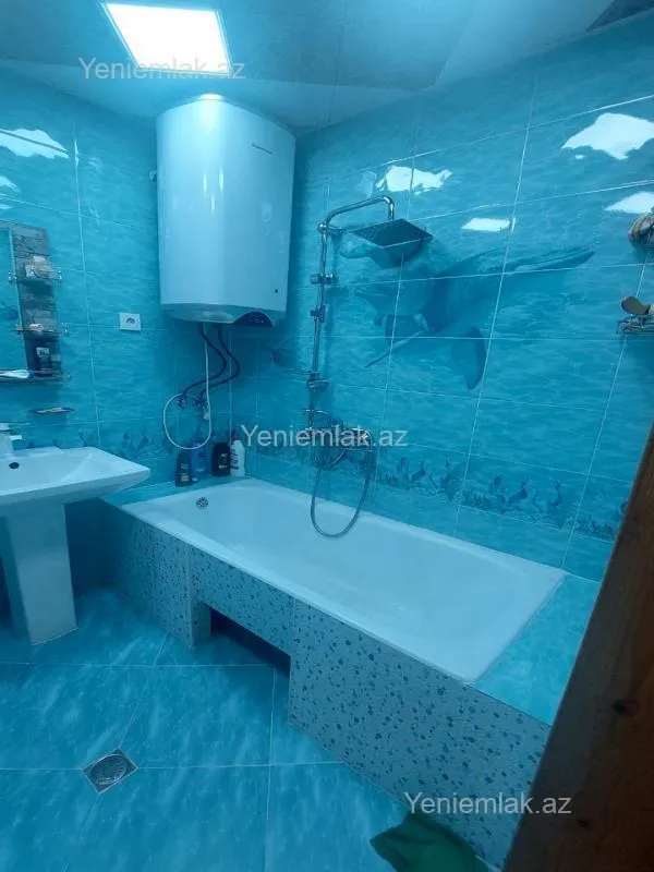 Satılır 1 otaqlı köhnə tikili 40 m²