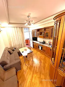 Satılır 3 otaqlı yeni tikili 125 m²