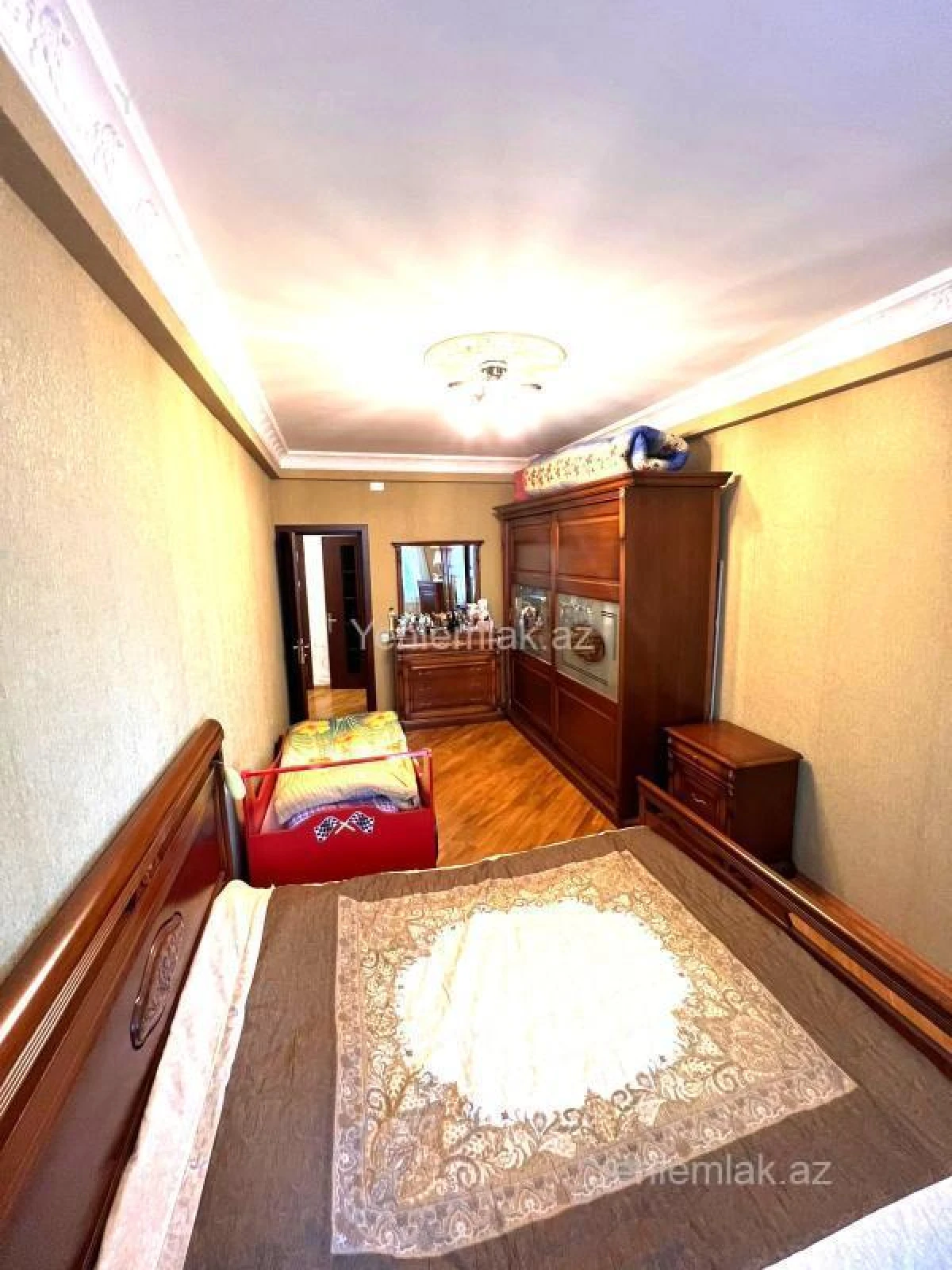 Satılır 3 otaqlı yeni tikili 125 m²
