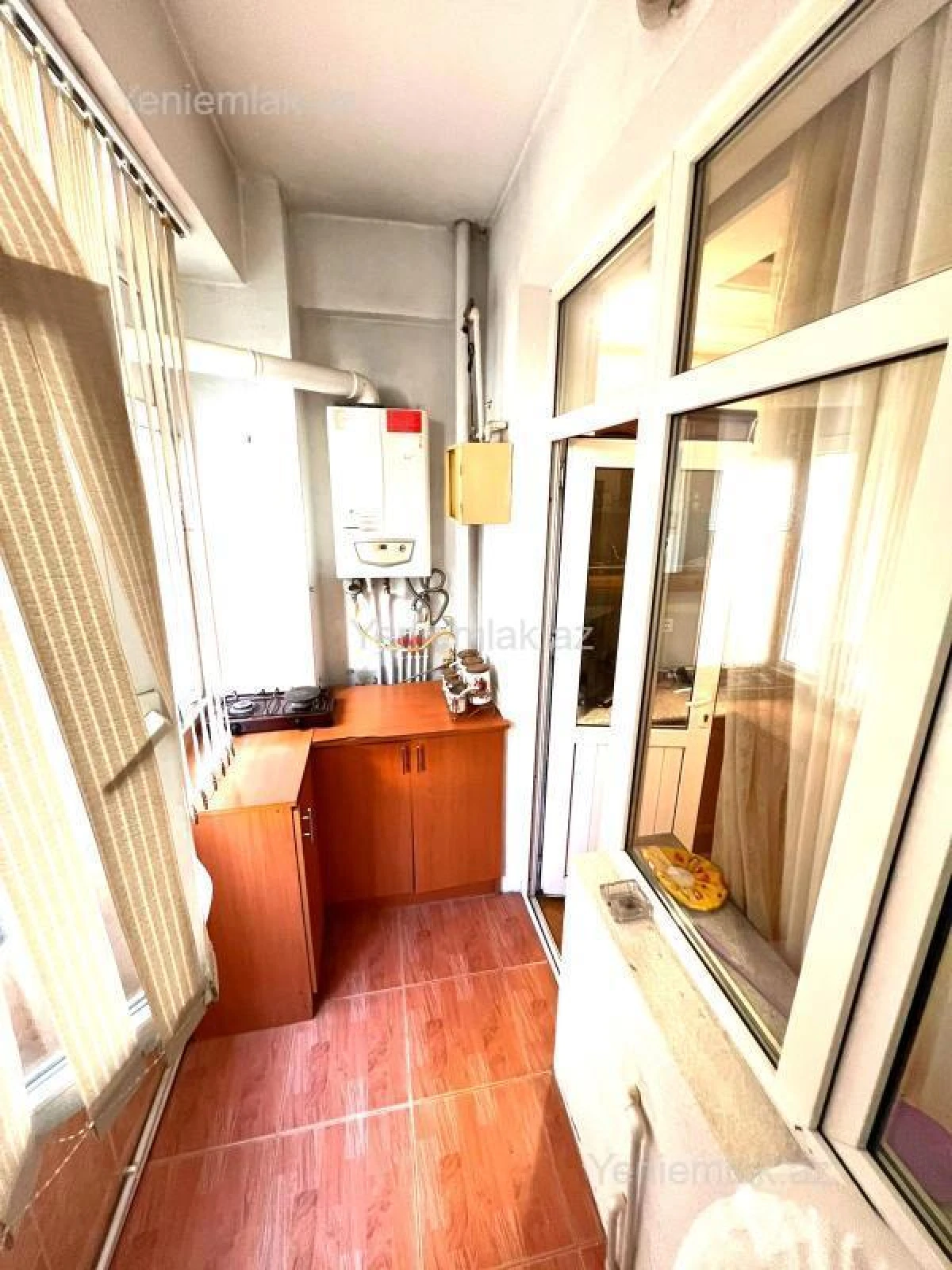 Satılır 3 otaqlı yeni tikili 125 m²