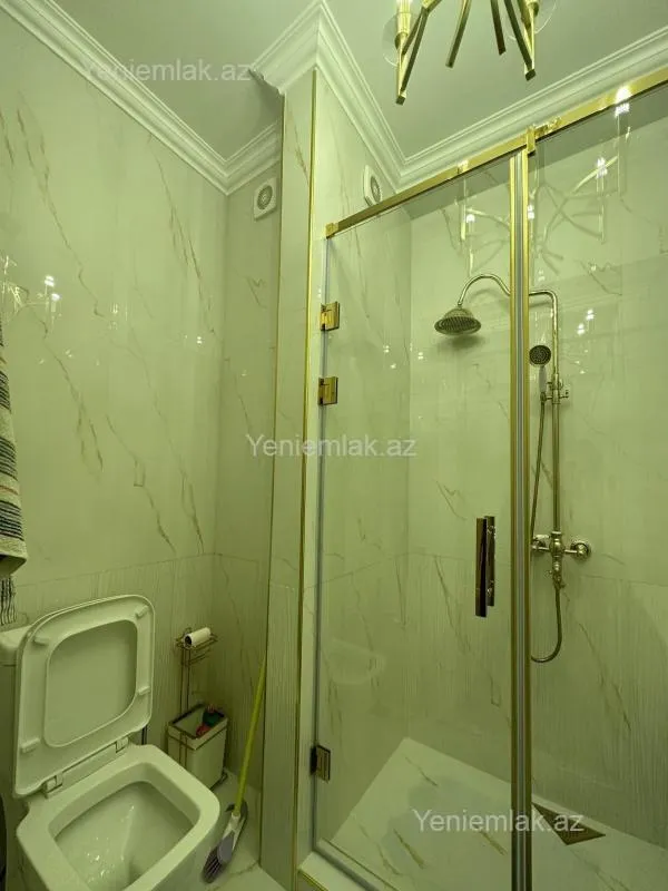 Satılır 2 otaqlı yeni tikili 72 m²