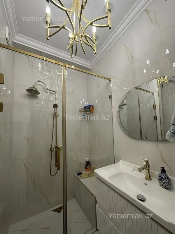 Satılır 2 otaqlı yeni tikili 72 m²