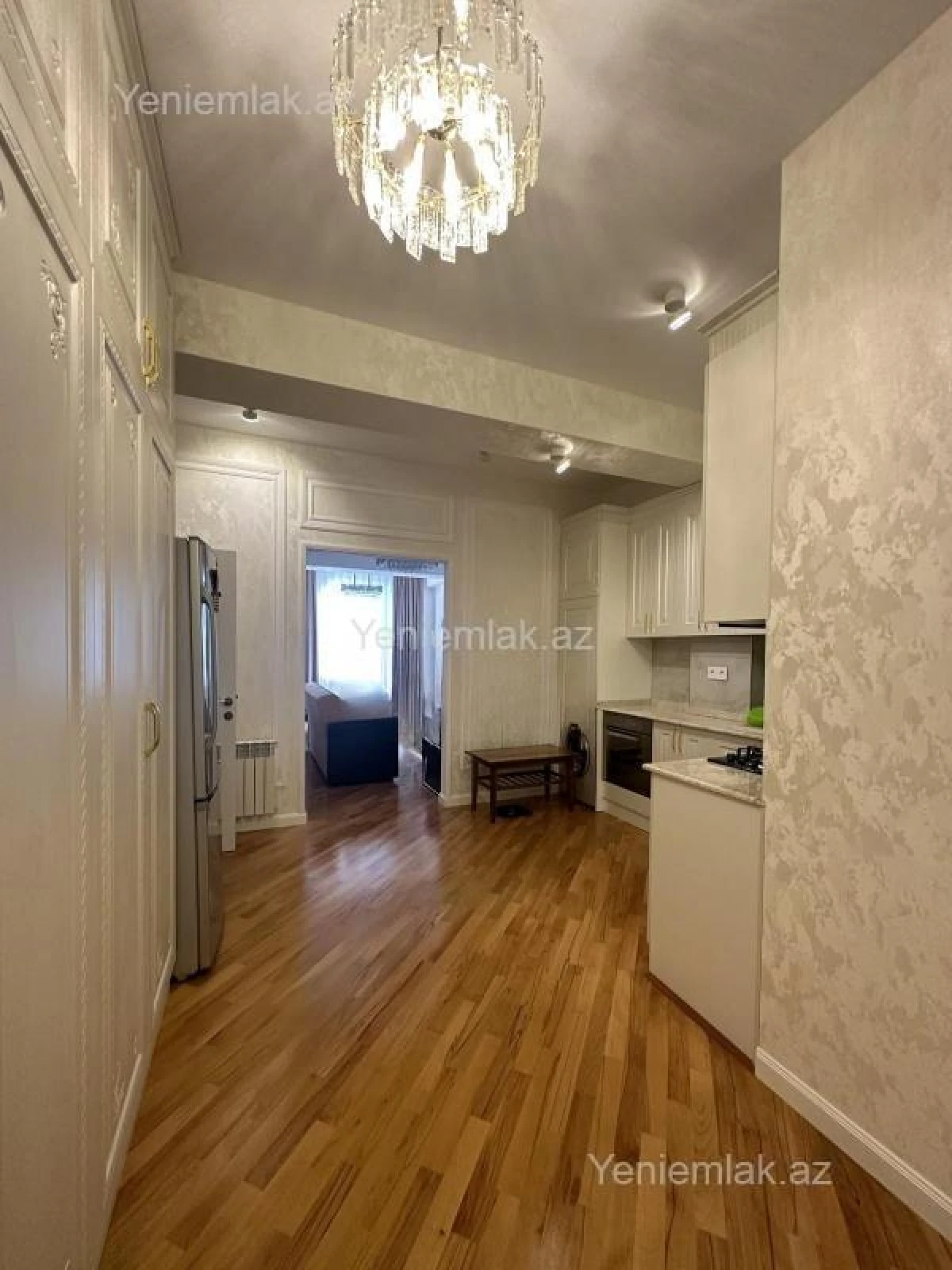 Satılır 2 otaqlı yeni tikili 72 m²