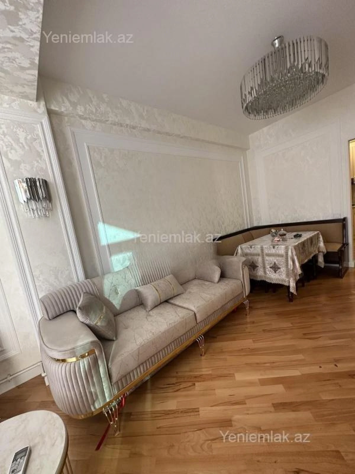 Satılır 2 otaqlı yeni tikili 72 m²