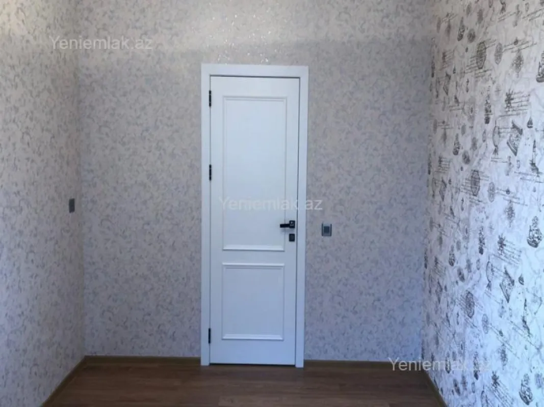 Satılır 3 otaqlı köhnə tikili 90 m²