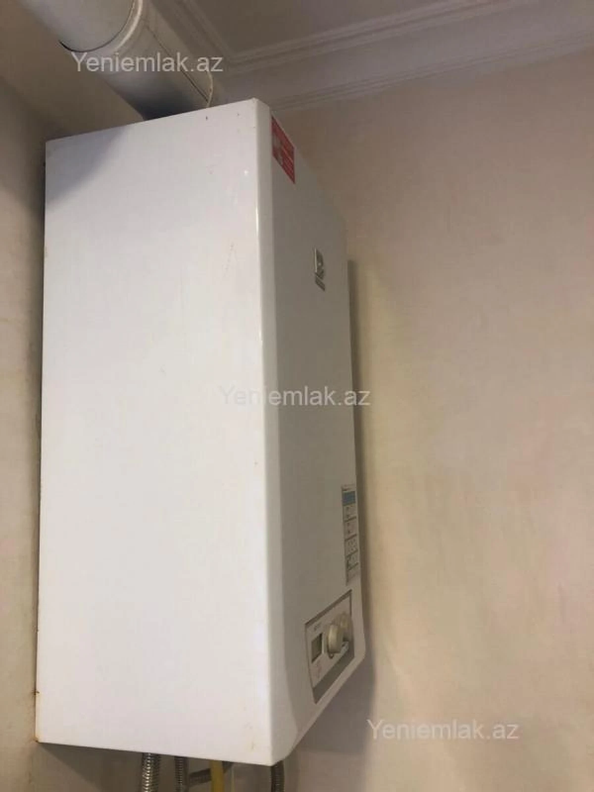 Satılır 3 otaqlı köhnə tikili 90 m²