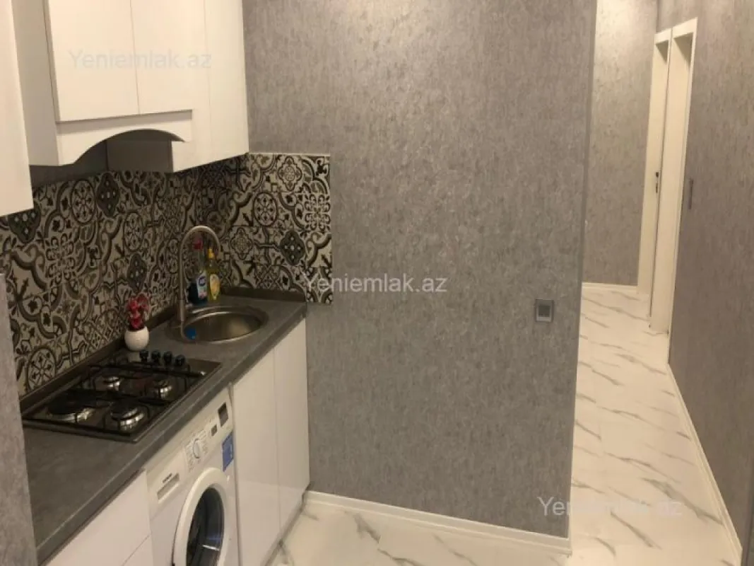 Satılır 3 otaqlı köhnə tikili 90 m²