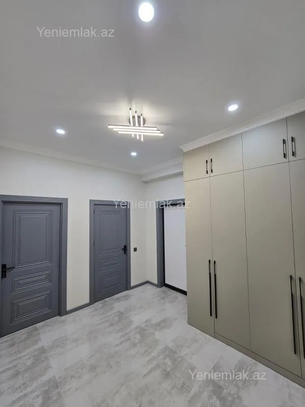 Satılır 2 otaqlı yeni tikili 85 m²