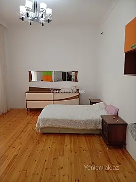 Satılır 6 otaqlı həyət evi 400 m²
