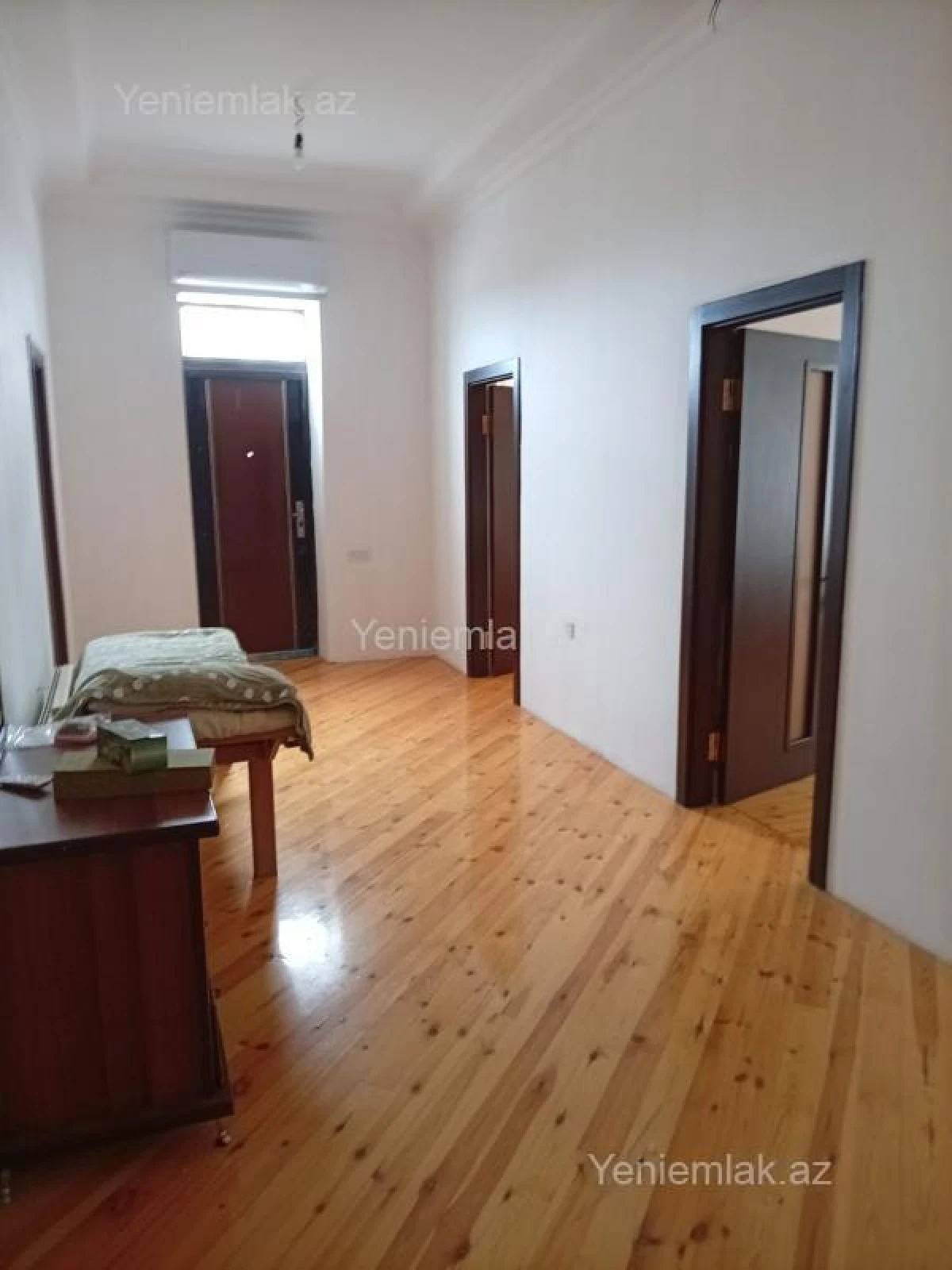 Satılır 6 otaqlı həyət evi 400 m²
