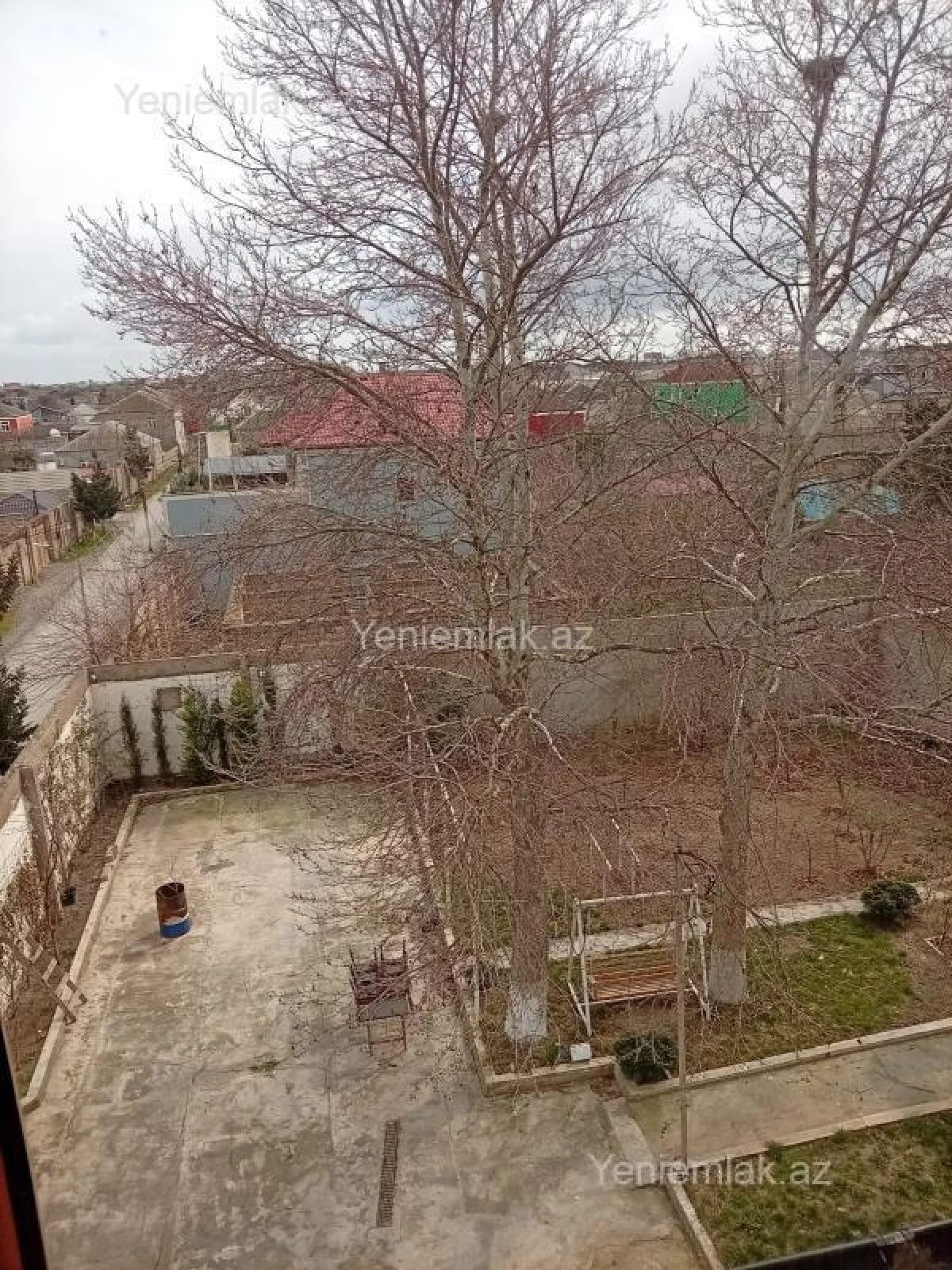 Satılır 6 otaqlı həyət evi 400 m²
