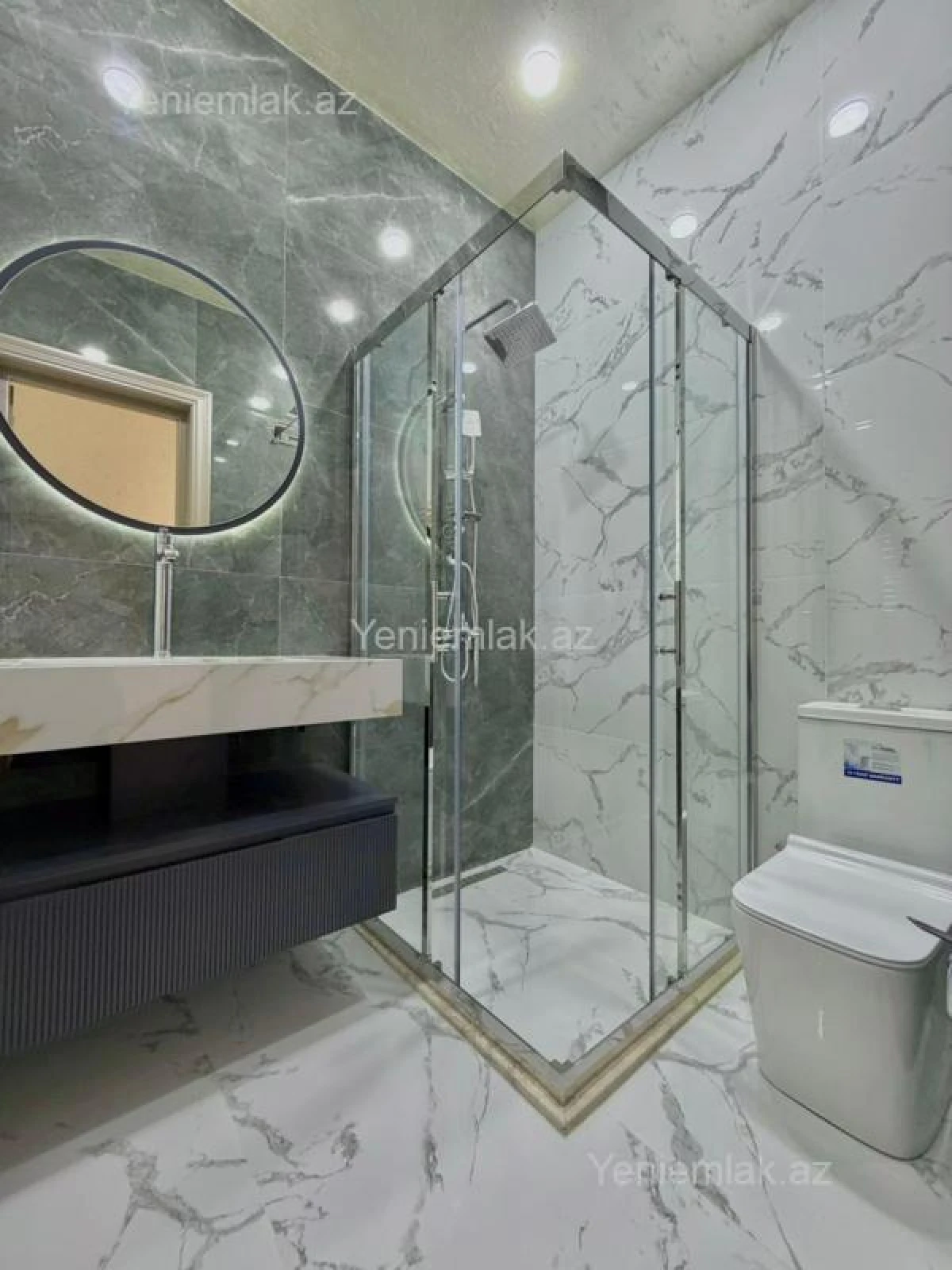 Satılır 6 otaqlı həyət evi 400 m²