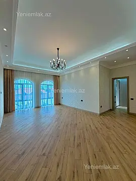 Satılır 6 otaqlı həyət evi 400 m²
