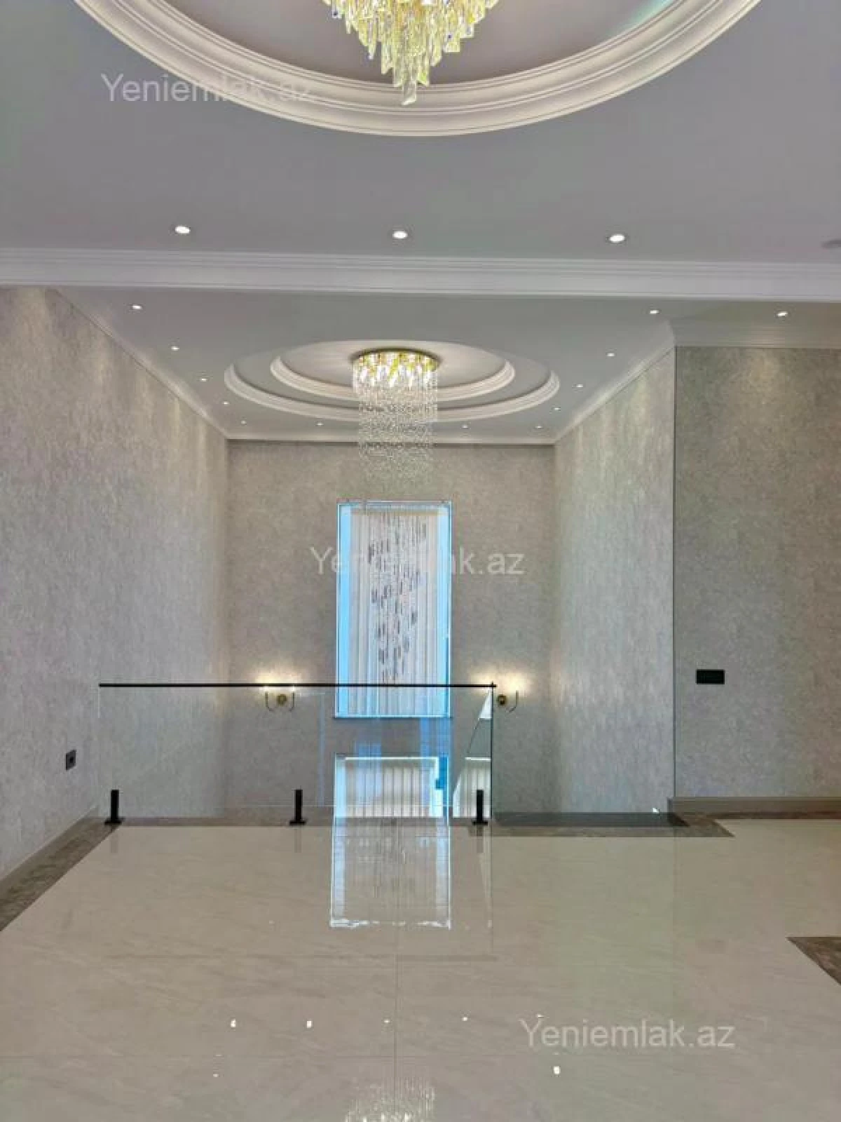 Satılır 6 otaqlı həyət evi 400 m²