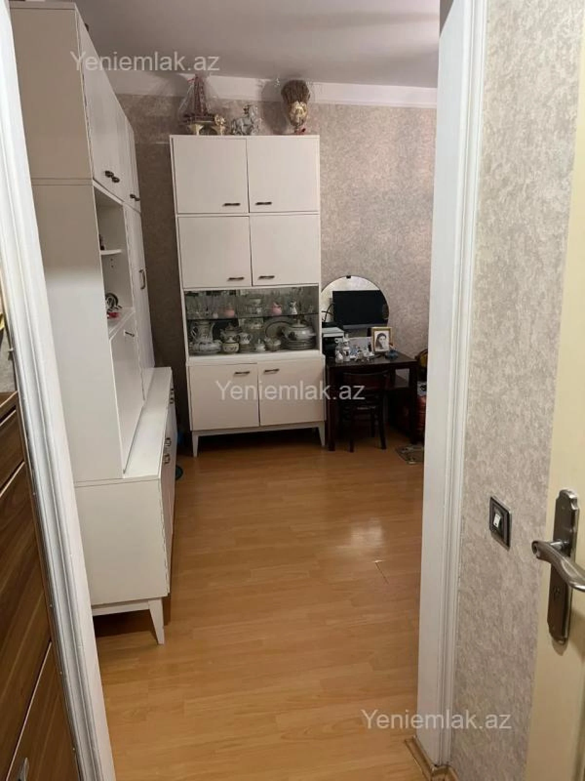 Satılır 2 otaqlı köhnə tikili 35 m²