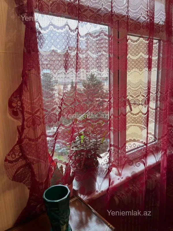 Satılır 2 otaqlı köhnə tikili 35 m²