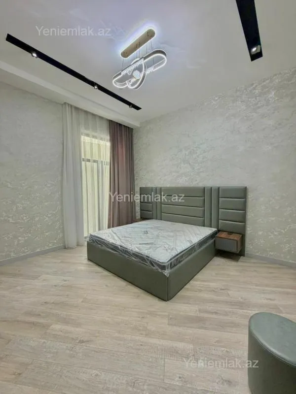 Satılır 4 otaqlı həyət evi 170 m²