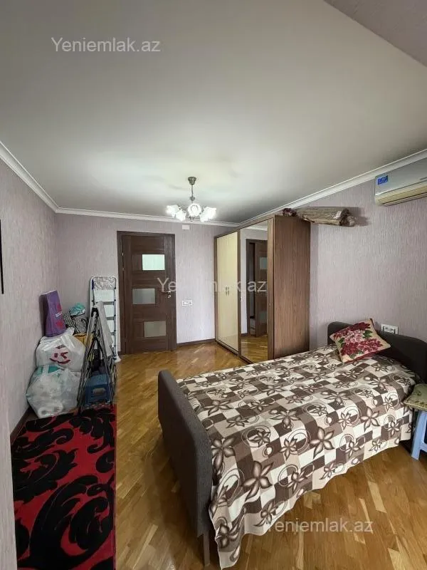 Satılır 2 otaqlı köhnə tikili 58 m²