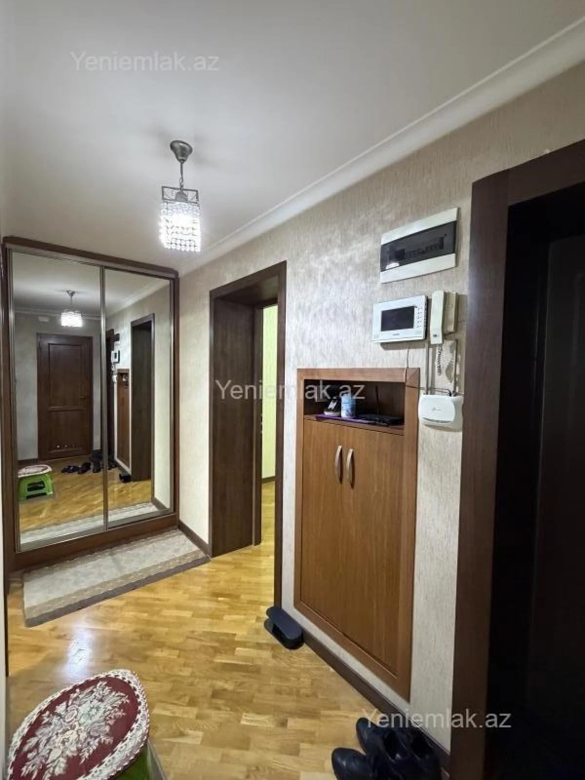 Satılır 2 otaqlı köhnə tikili 58 m²