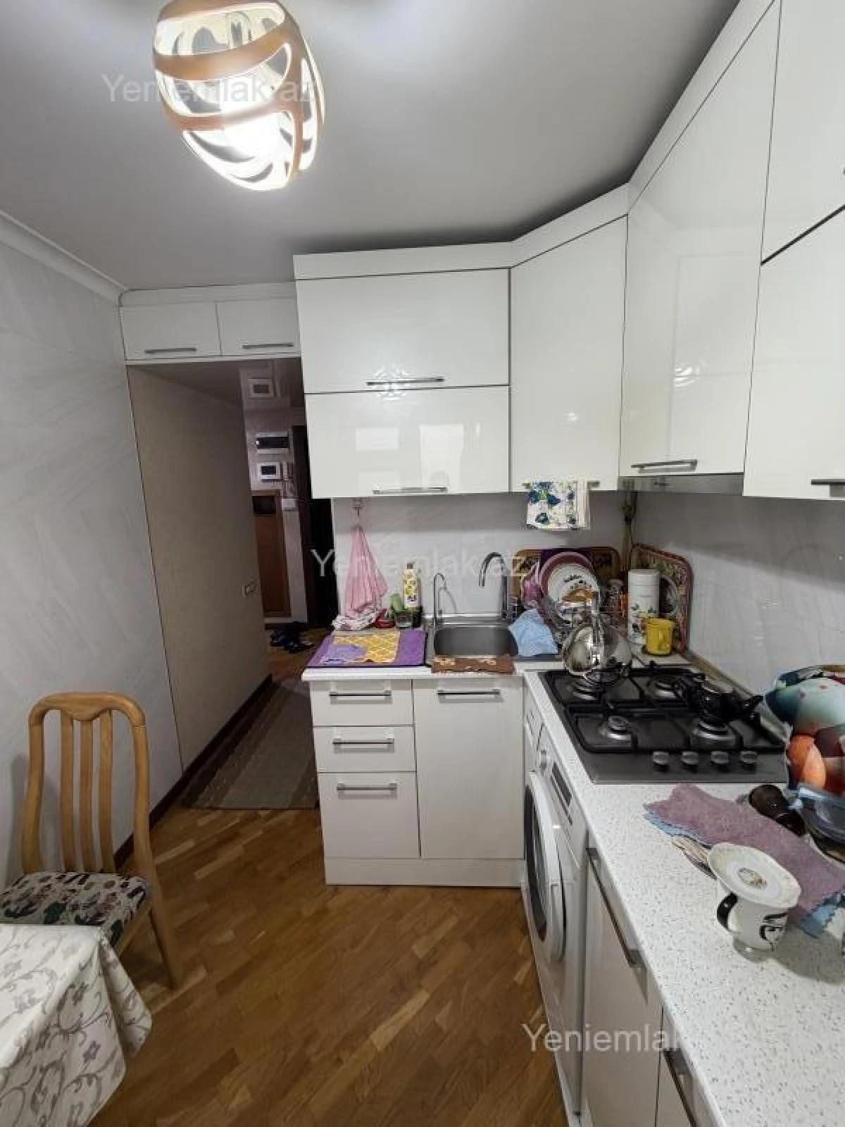 Satılır 2 otaqlı köhnə tikili 58 m²